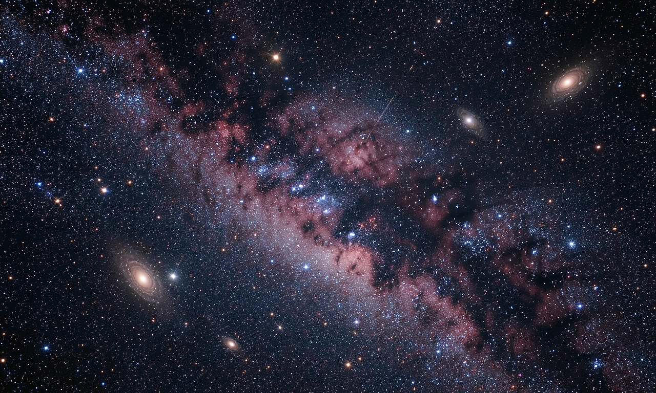 Euclid Captures New Portrait of the Milky Way’s Dense Central Bulge