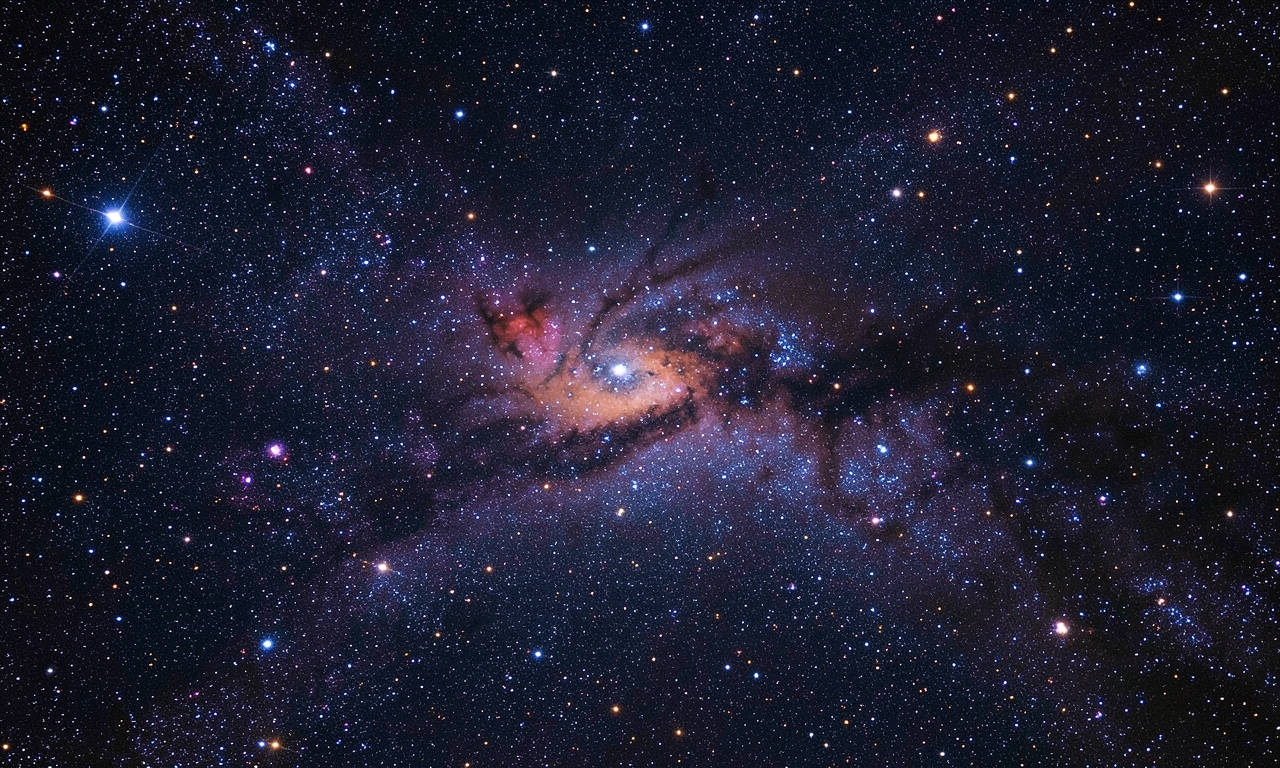Dark Energy Camera produces Van Gogh-like view of star-forming cloud
